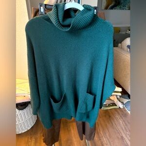 LOFT green turtleneck sweater with front pockets